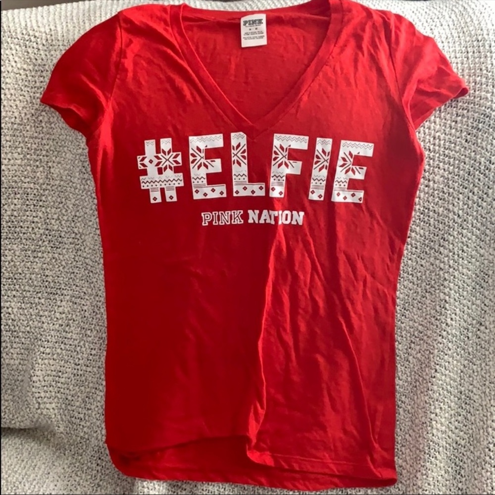 Elfie red tshirt! In great condition! Size medium
